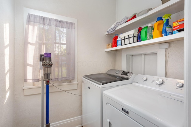 404 Rawling St, Washington Court House, OH 43160 - laundry room featuring independent washer and dryer and baseboards