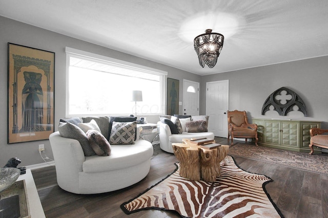 3130 Marwick Rd, Columbus, OH 43232 - living area featuring a chandelier and wood finished floors