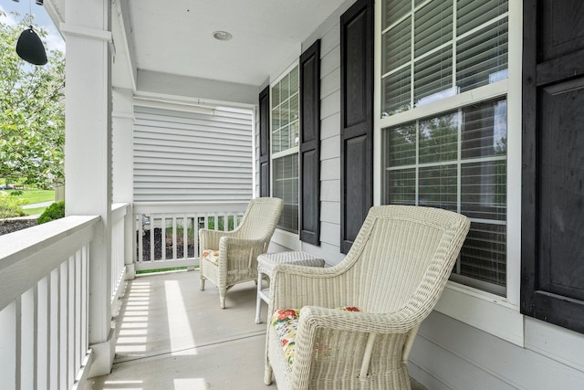 6674 Letterman Dr, Powell, OH 43065 - balcony with covered porch