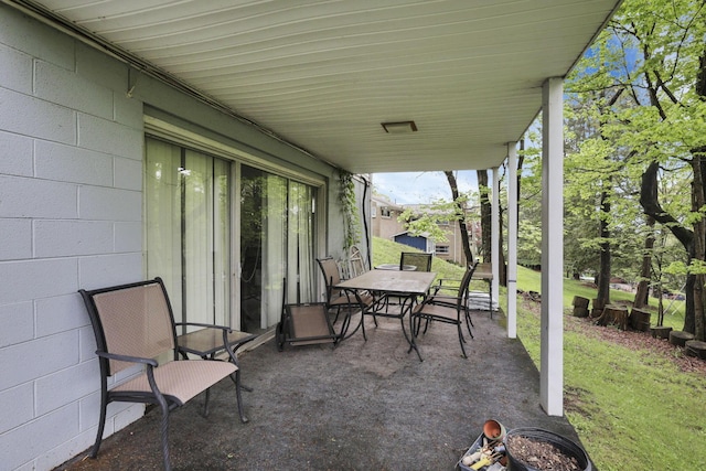 1525 Krebs Dr, Newark, OH 43055 - view of patio / terrace with outdoor dining space