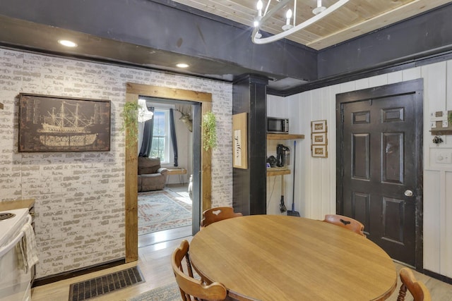 998 Wayne Ave, Zanesville, OH 43701 - dining space featuring wood finished floors