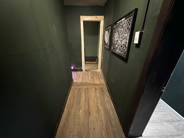 998 Wayne Ave, Zanesville, OH 43701 - corridor with wood finished floors and baseboards