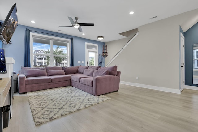 1242 N Grant Ave, Columbus, OH 43201 - living area featuring light wood-style floors, a ceiling fan, baseboards, and recessed lighting