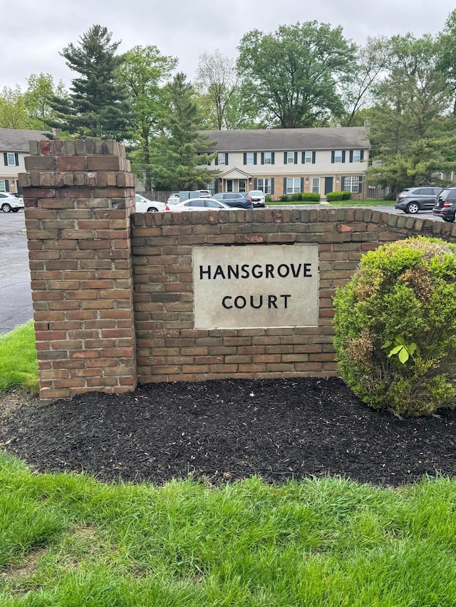 7782 Hansgrove Ct, Dublin, OH 43016 - view of community sign