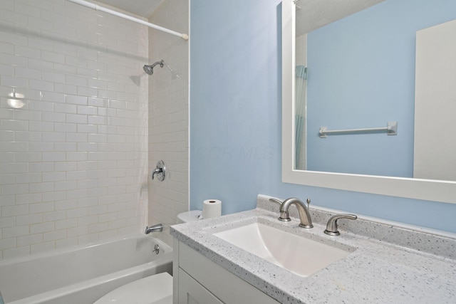 4811 Olentangy River Rd Unit F, Columbus, OH 43214 - full bathroom with toilet, bathtub / shower combination, and vanity