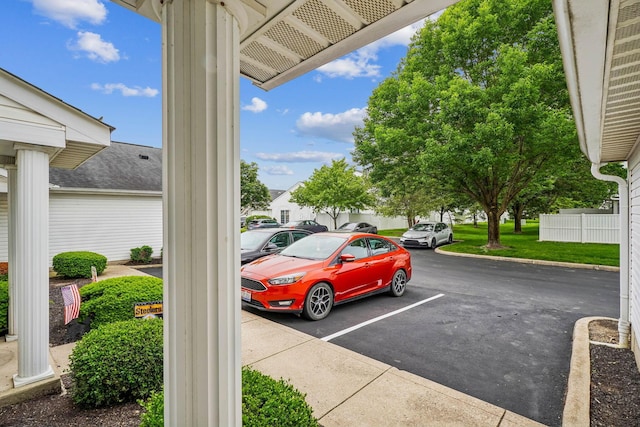 5176 Lodi Dr Unit 26B, Canal Winchester, OH 43110 - view of uncovered parking lot