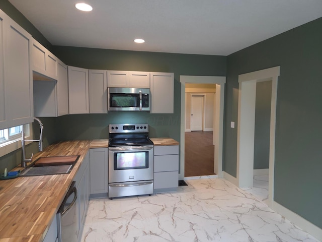 1113 Hurd Ave, Findlay, OH 45840