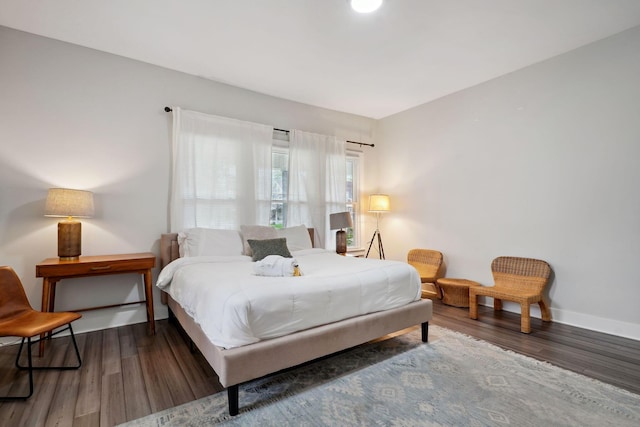 2230 N 4th St, Columbus, OH 43201 - bedroom with wood finished floors and baseboards