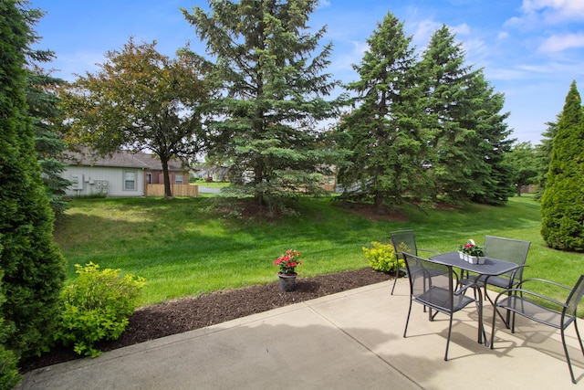 3687 Foresta Grand Dr, Powell, OH 43065 - view of patio / terrace with outdoor dining area