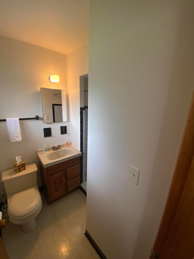 1616 Sale Rd, Columbus, OH 43224 - full bathroom with toilet, vanity, and a shower