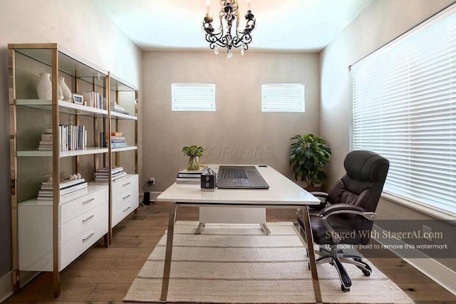 959 Hudson Xing, Columbus, OH 43212 - home office featuring dark wood-style floors and a chandelier