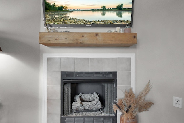 2999 Glenloch Cir, Dublin, OH 43017 - detailed view of a tile fireplace