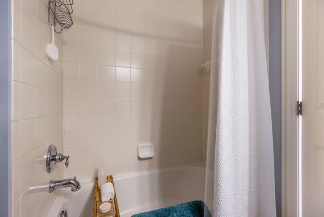 4166 Borge Way, Dublin, OH 43016 - bathroom featuring shower / bathtub combination with curtain