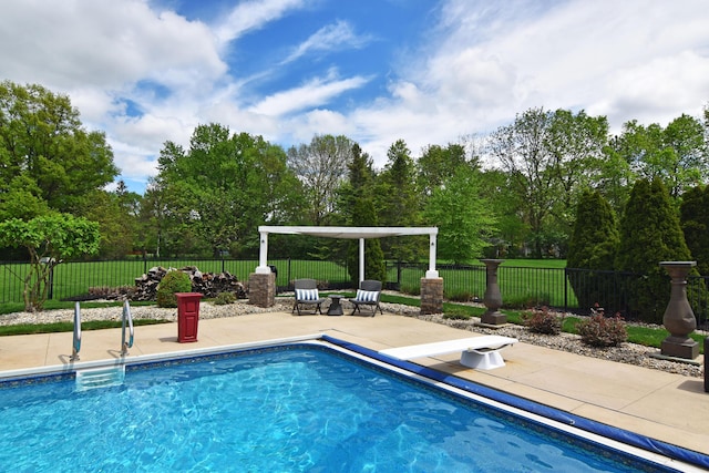4166 Borge Way, Dublin, OH 43016 - view of pool featuring a patio area, a fenced backyard, and a diving board
