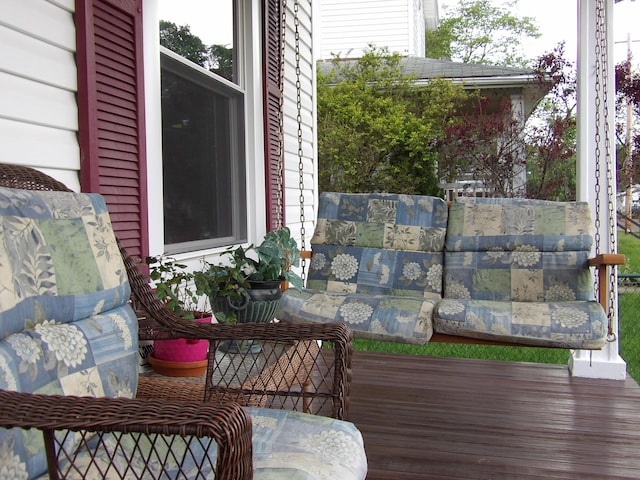 1202 W Mulberry St, Lancaster, OH 43130 - view of wooden terrace
