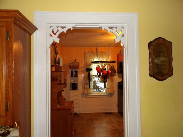1202 W Mulberry St, Lancaster, OH 43130 - view of corridor
