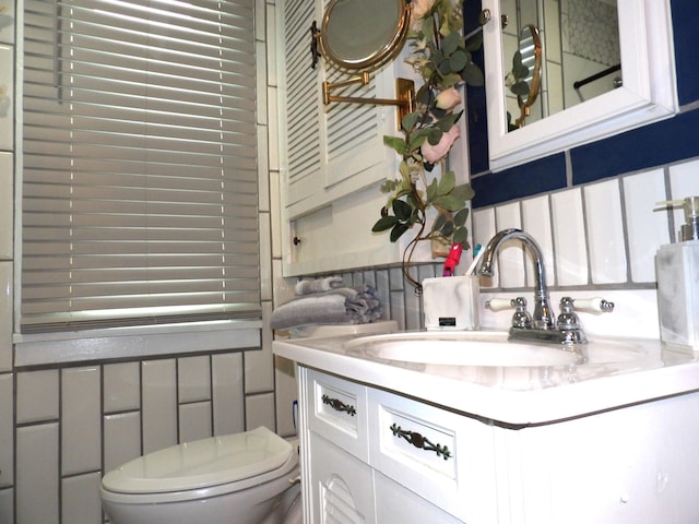 1202 W Mulberry St, Lancaster, OH 43130 - bathroom featuring toilet and vanity