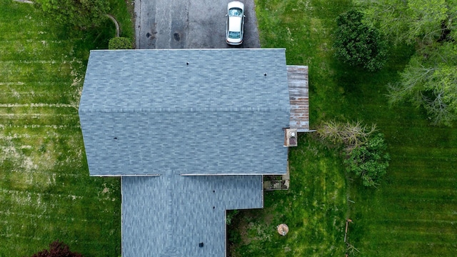 aerial view of property and surrounding area
