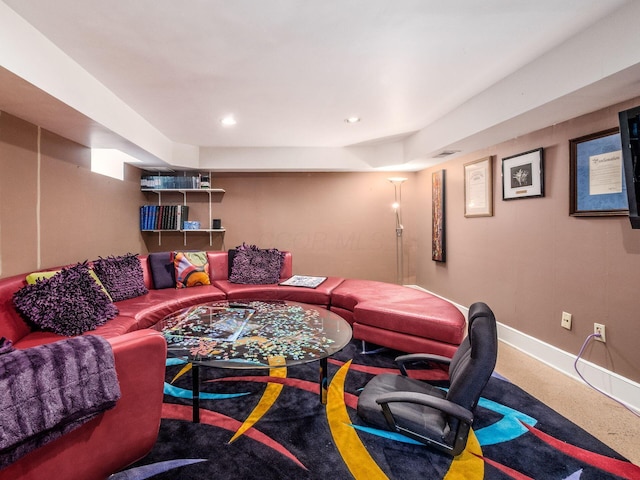 10 Park Dr, Columbus, OH 43209 - living room with baseboards and recessed lighting