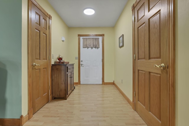 11708 Broad St, Millersport, OH 43046 - entryway featuring light wood-type flooring and baseboards