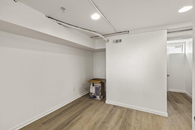 436 Nashoba Ave, Columbus, OH 43223 - basement featuring wood finished floors, baseboards, and recessed lighting