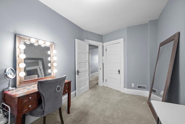 915 Dennison Ave, Columbus, OH 43201 - carpeted home office featuring baseboards