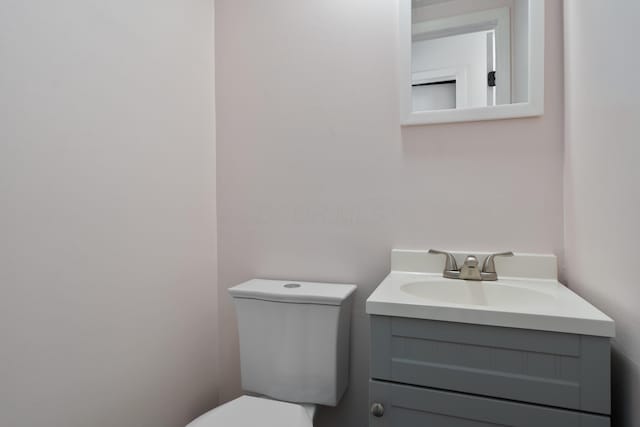 143 Tarryton Ct W Unit 24E, Columbus, OH 43228 - bathroom with vanity and toilet