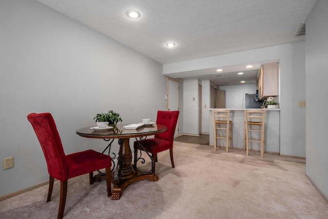 1272 Villa Oaks Ct, Columbus, OH 43230 - dining room with light colored carpet, recessed lighting, and baseboards