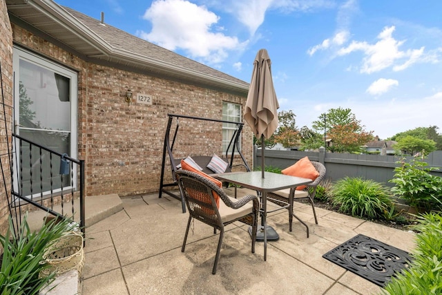 1272 Villa Oaks Ct, Columbus, OH 43230 - view of patio / terrace featuring fence and outdoor dining space