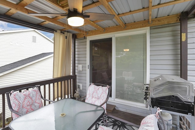 4292 Nipigon Dr, Columbus, OH 43207 - sunroom featuring outdoor dining area and ceiling fan