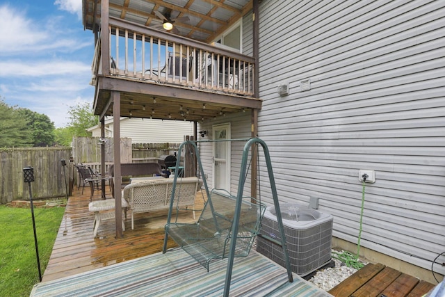 4292 Nipigon Dr, Columbus, OH 43207 - wooden terrace with ceiling fan, fence, and central AC unit