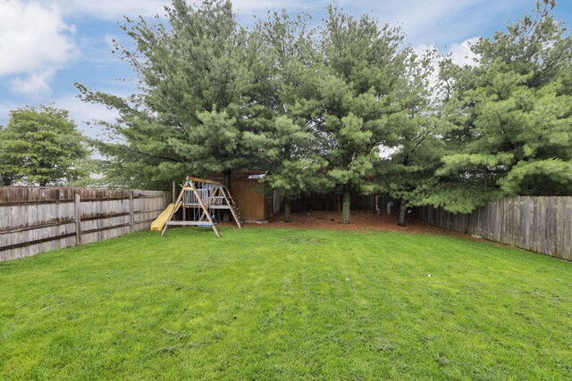 4292 Nipigon Dr, Columbus, OH 43207 - view of yard featuring a playground