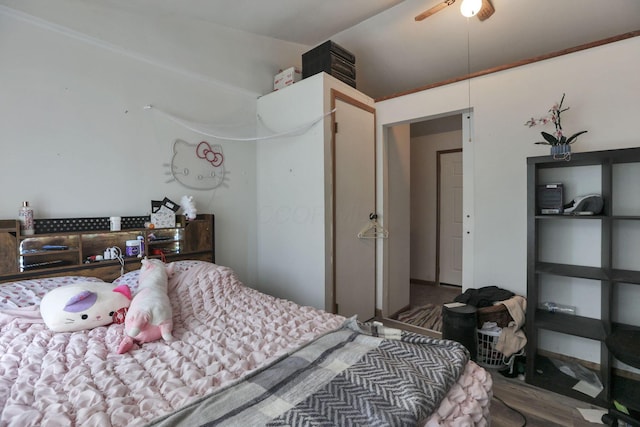 4969 Lockbourne Rd, Columbus, OH 43207 - bedroom with wood finished floors and lofted ceiling