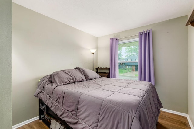 3408 Dahlgreen Dr, Westerville, OH 43081 - bedroom with wood finished floors and baseboards