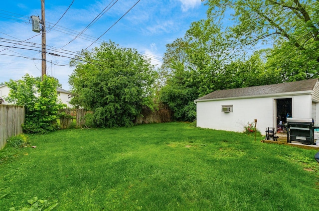 3408 Dahlgreen Dr, Westerville, OH 43081 - view of yard with an outbuilding