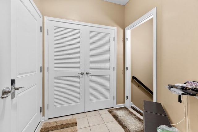 700 Ferguson Ave, Delaware, OH 43015 - doorway to outside with light tile patterned floors and baseboards