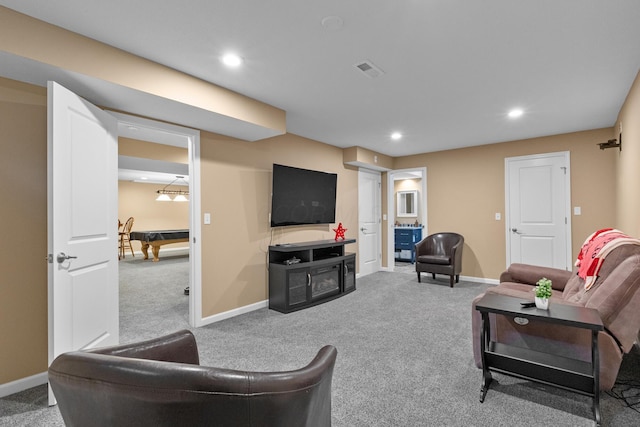 700 Ferguson Ave, Delaware, OH 43015 - carpeted living room with baseboards and recessed lighting