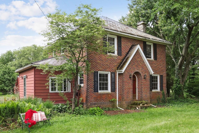 5 Baltimore Somerset Rd NE, Baltimore, OH 43105 - view of front of home featuring a chimney and brick siding