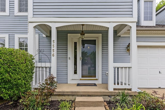 5556 Falco Dr, Westerville, OH 43081 - view of exterior entry featuring a porch