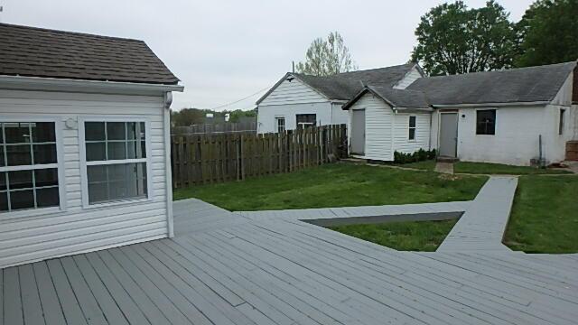 43 Oak St, Delaware, OH 43015 - view of deck