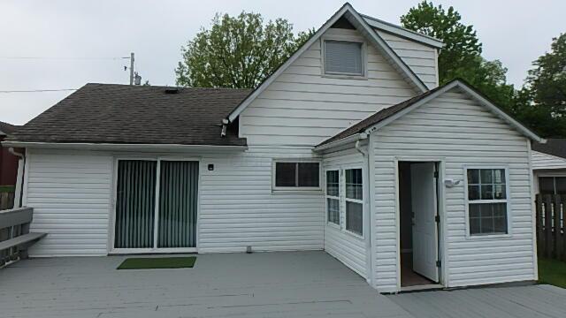 43 Oak St, Delaware, OH 43015 - rear view of property with a wooden deck and a shingled roof