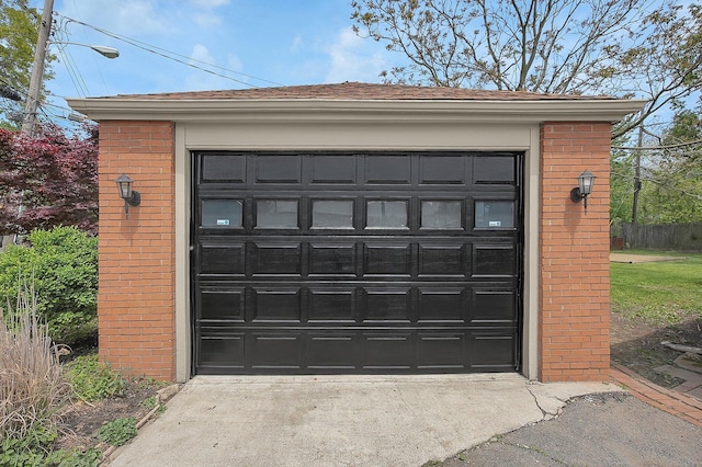view of detached garage