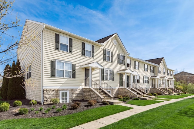 5958 Central College Rd, New Albany, OH 43054 - multi unit property featuring a front yard and a residential view