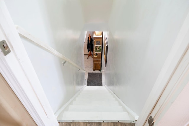 447 Wingate Pl, Mount Sterling, OH 43143 - staircase with baseboards