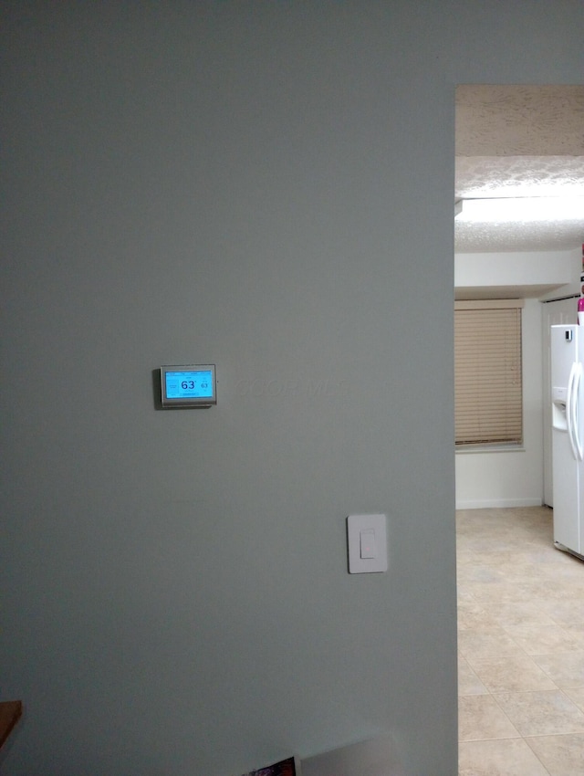 5888 Abernathy Ln Unit 5888A, Columbus, OH 43232 - detailed view of white fridge with ice dispenser