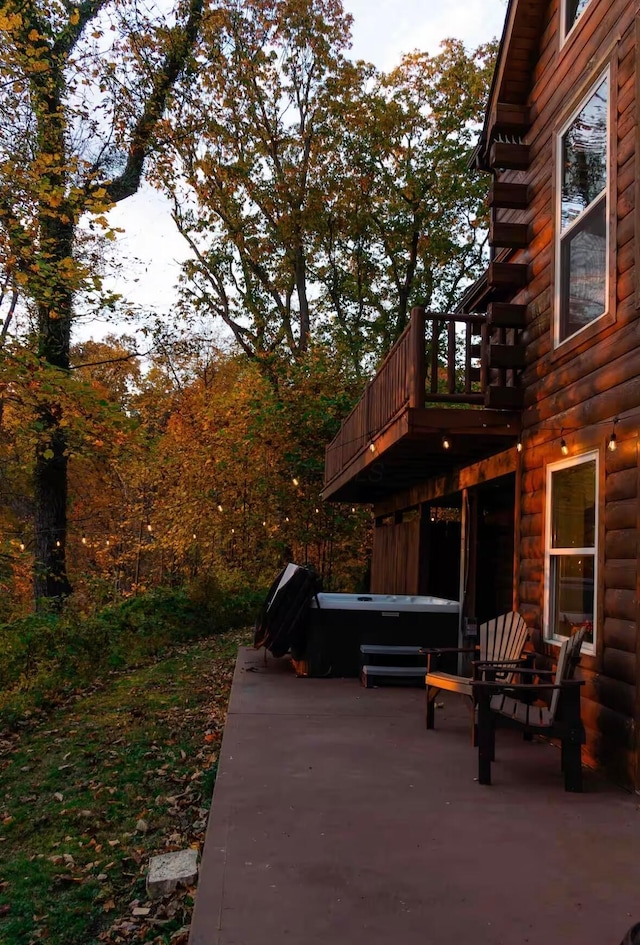 820 Pump Station Rd SE, Sugar Grove, OH 43155 - view of patio