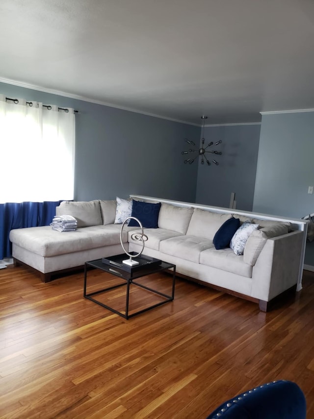 5060 Brinwood Pl, Columbus, OH 43232 - living area featuring crown molding and wood finished floors