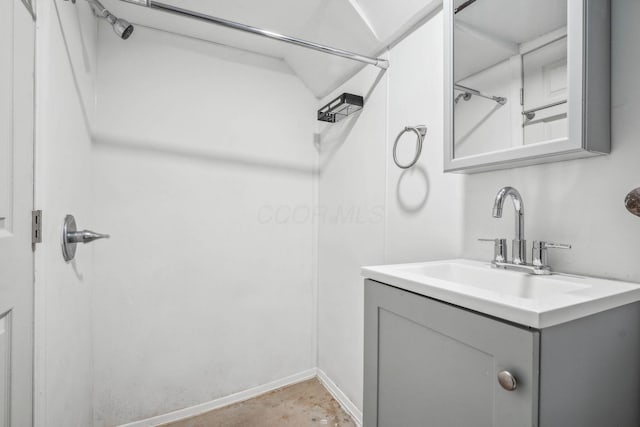 1066 Kelton Ave, Columbus, OH 43206 - bathroom featuring vanity