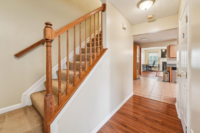 9067 Kingsley Dr, Reynoldsburg, OH 43068 - photo 4
