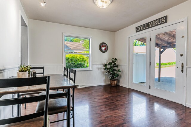 76 Resch St, Kenton, OH 43326 - dining space featuring wood finished floors